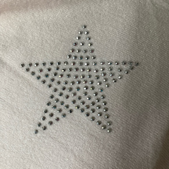 Embellished Poncho. Silver crystals with Stars. Baby Pink. NWT. One Size. - Picture 5 of 6